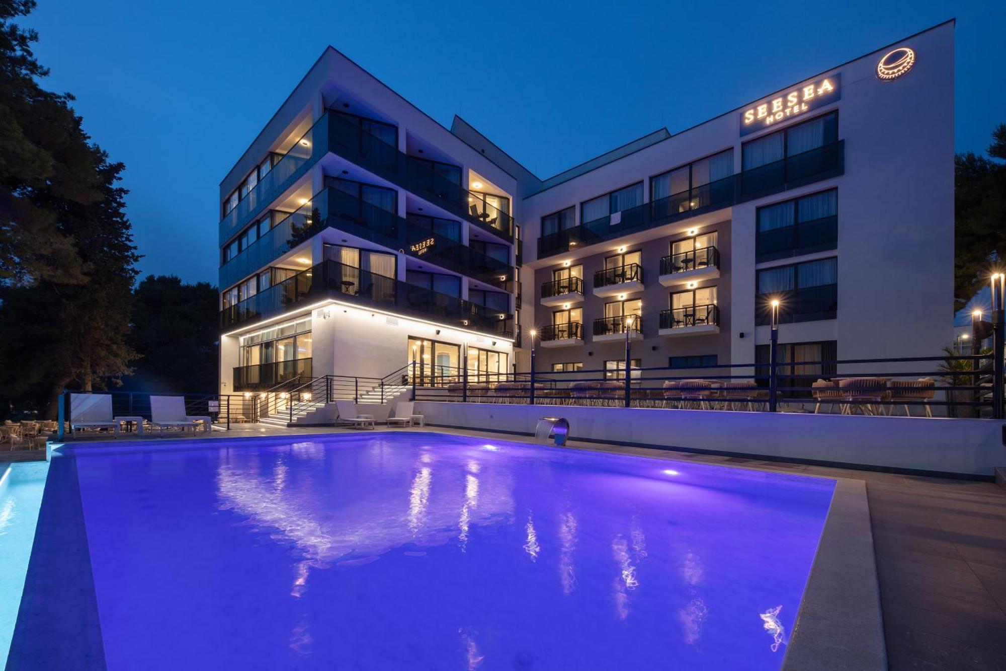 Seesea Hotel